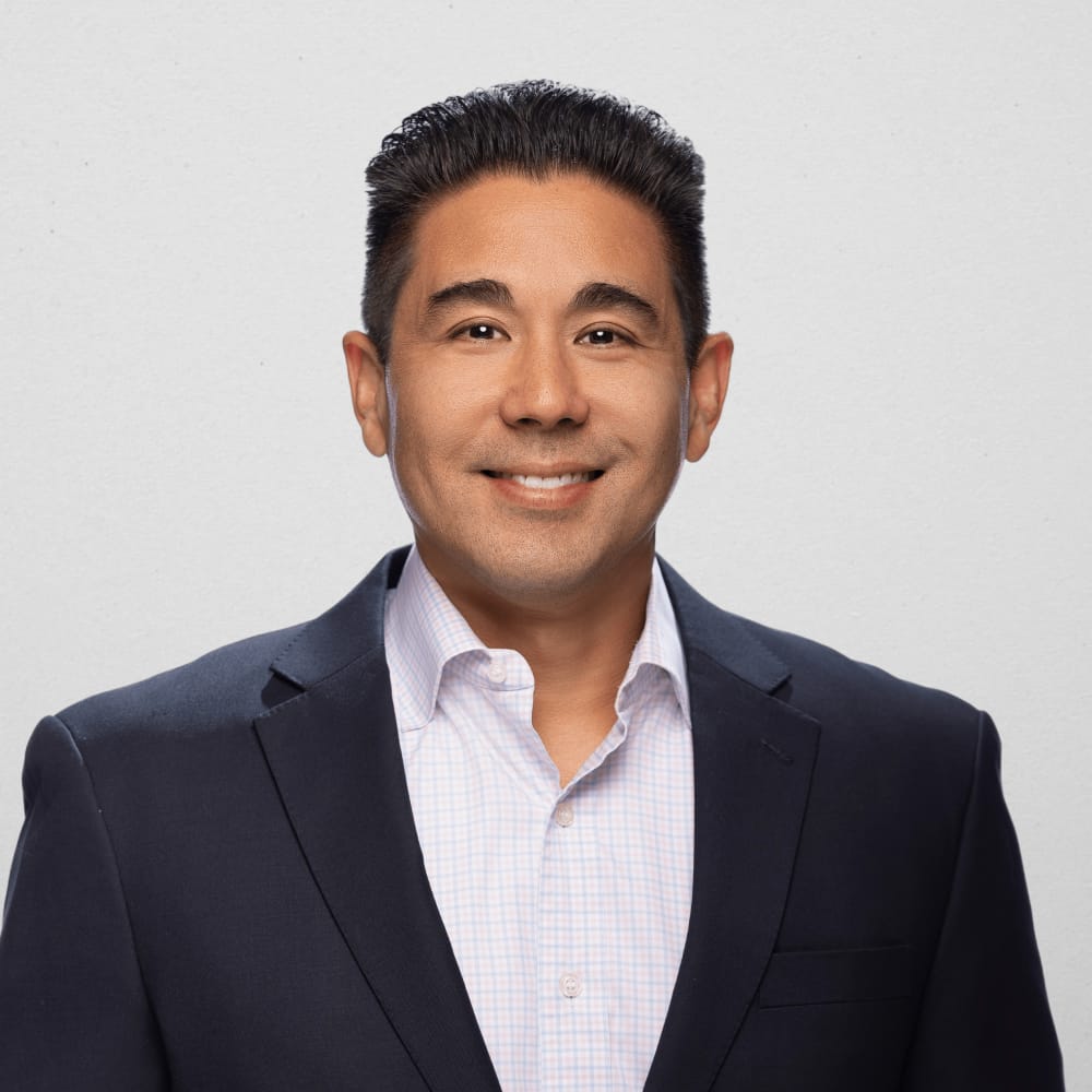 headshot of Scott Fukumoto