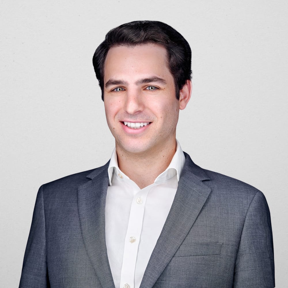 headshot of Tyler Epstein