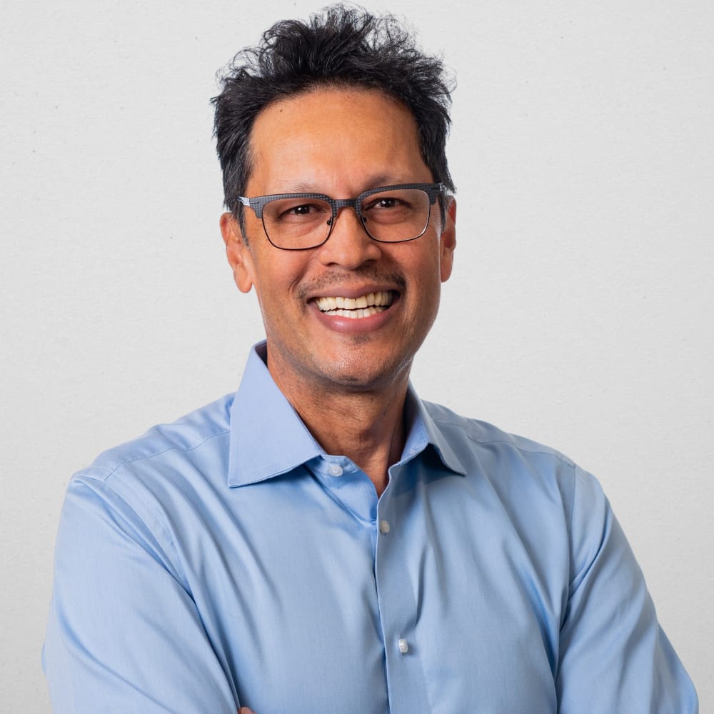 headshot of Wayne Hosang