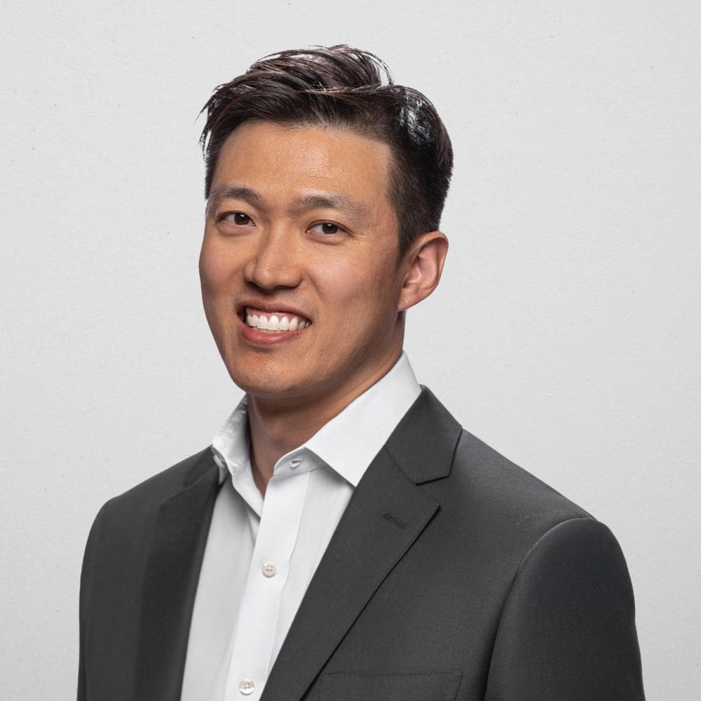 headshot of Henry Chung