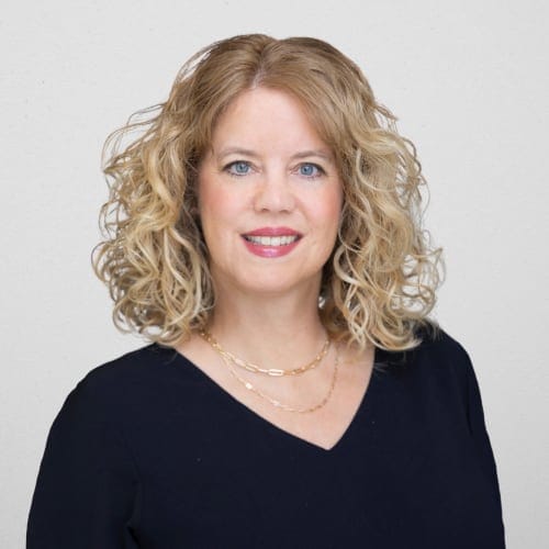 Headshot of Laurie Gazzam